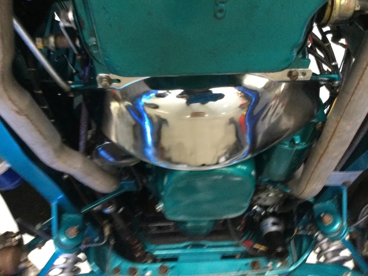 Chevrolet-Eagle-1933-Teal-Metallic-Pale-Green-12