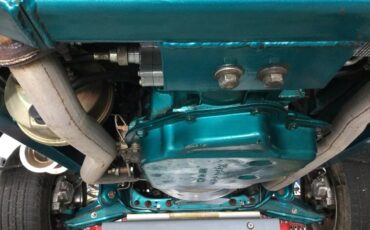 Chevrolet-Eagle-1933-Teal-Metallic-Pale-Green-2