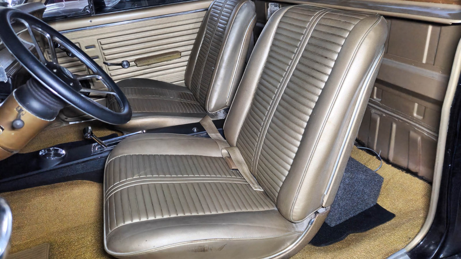 Chevrolet-El-Camino-1967-Pickup-11