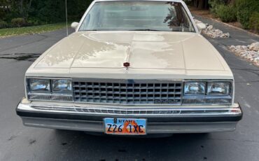 Chevrolet-El-Camino-1985-Standard-Cab-Pickup-1