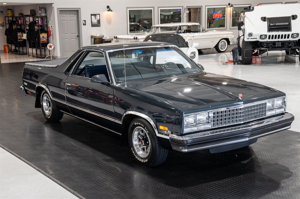 Chevrolet-El-Camino-1987-Pickup-13