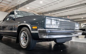 Chevrolet-El-Camino-1987-Pickup-17