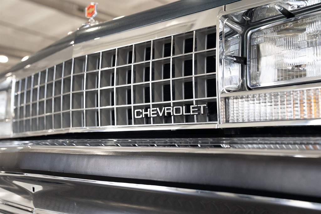Chevrolet-El-Camino-1987-Pickup-20