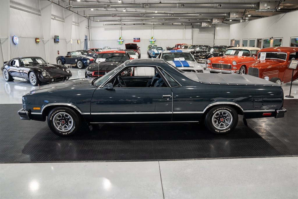 Chevrolet-El-Camino-1987-Pickup-3