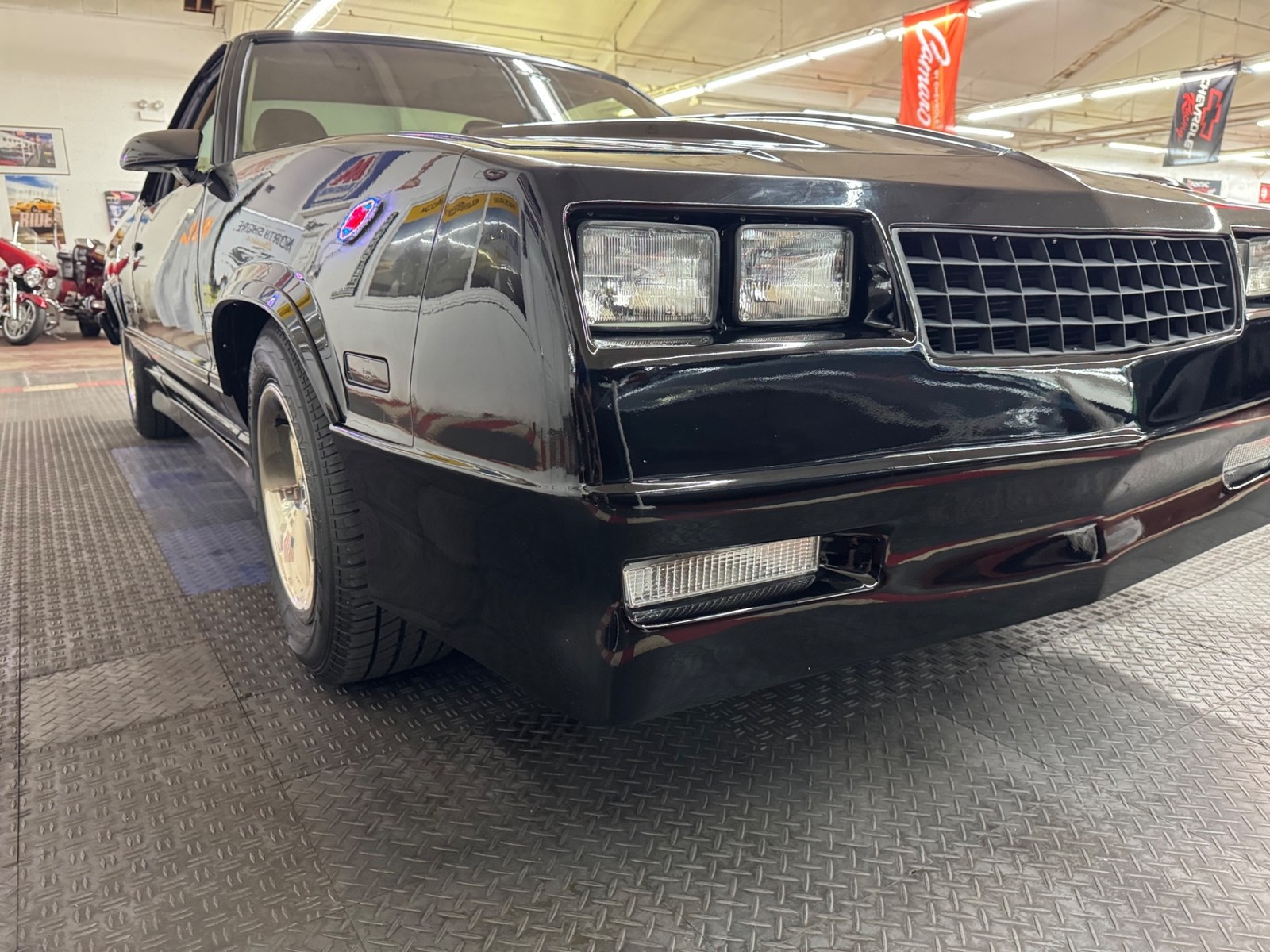 Chevrolet-El-Camino-1987-Pickup-7