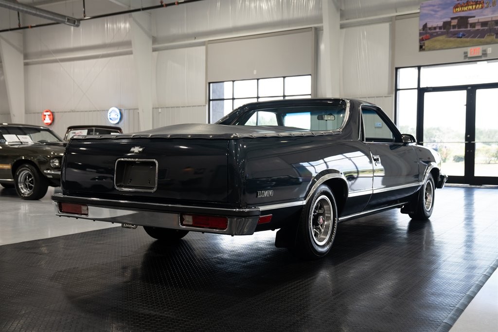 Chevrolet-El-Camino-1987-Pickup-8