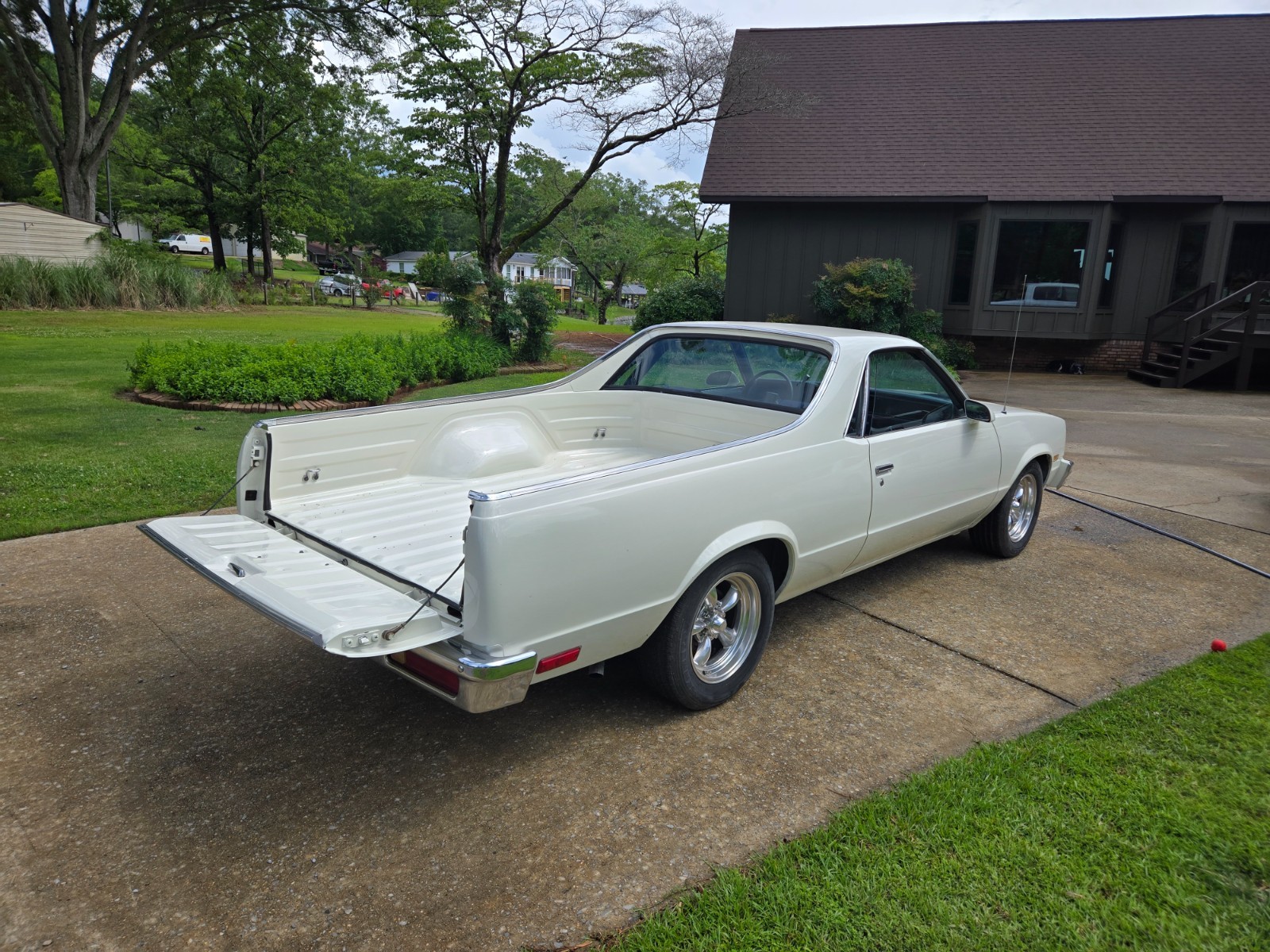 Chevrolet-El-Camino-1987-Standard-Cab-Pickup-3