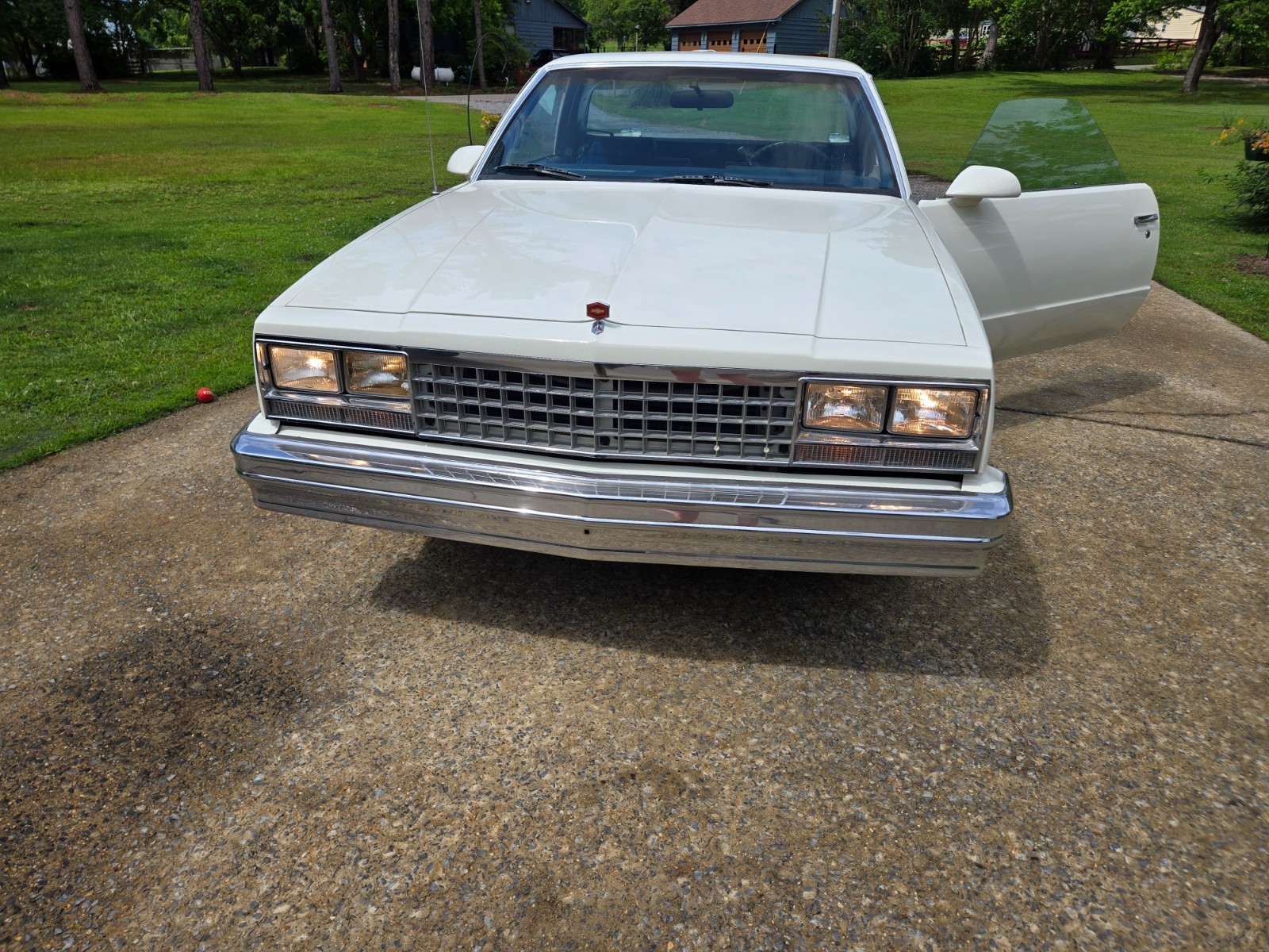 Chevrolet-El-Camino-1987-Standard-Cab-Pickup-6