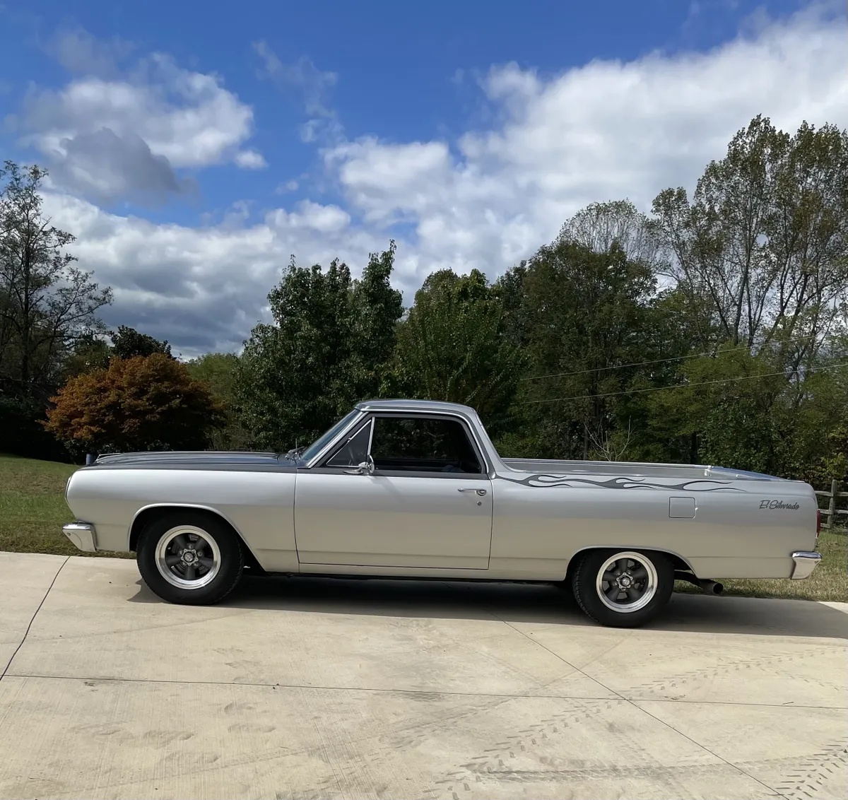 Chevrolet-El-camino-1965-Silver-Grey-Leather-2