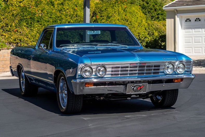 Chevrolet-El-camino-1967-Bright-Blue-Metallic-Black-24