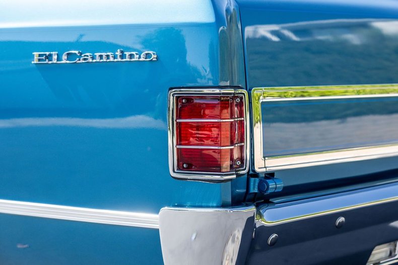 Chevrolet-El-camino-1967-Bright-Blue-Metallic-Black-39