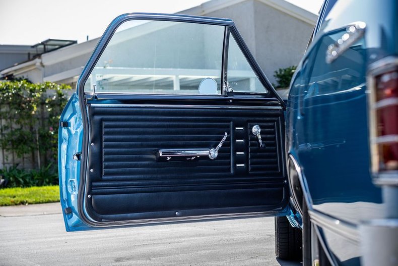 Chevrolet-El-camino-1967-Bright-Blue-Metallic-Black-43