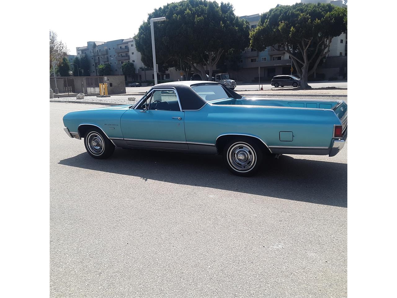 Chevrolet-El-camino-1970-B34-Turquoise-Blue-Black-14