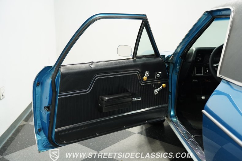 Chevrolet-El-camino-1972-Mulsanne-Blue-Black-14