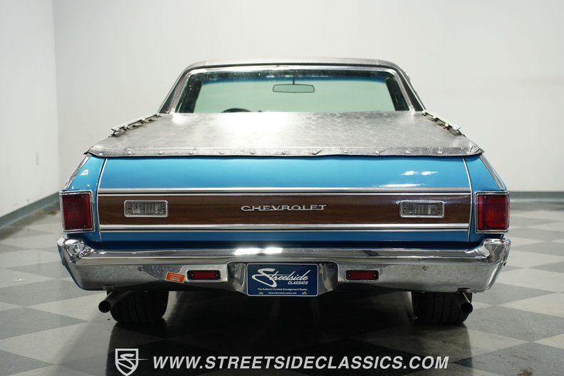 Chevrolet-El-camino-1972-Mulsanne-Blue-Black-35