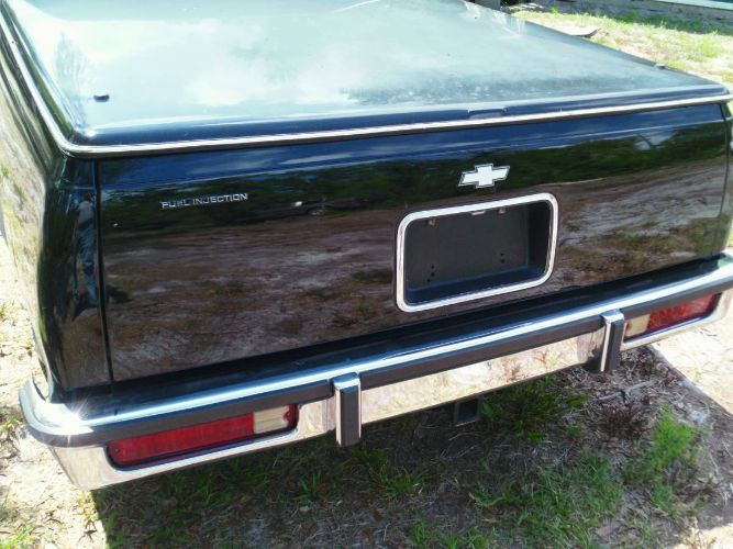 Chevrolet-El-camino-1985-12