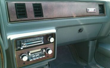 Chevrolet-El-camino-1985-23