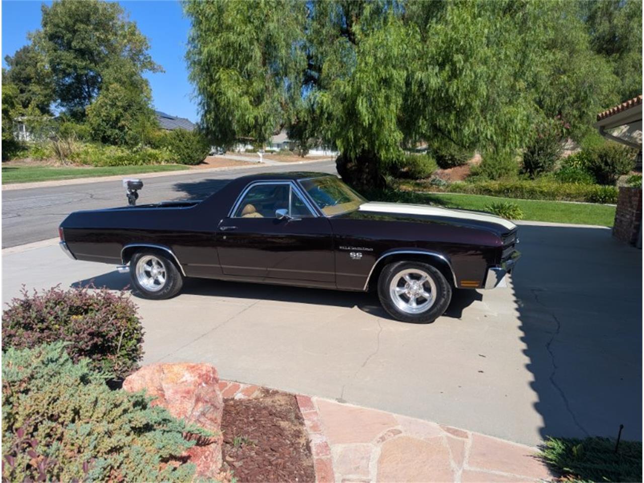 Chevrolet-El-camino-ss-1970-Bing-cherry-metallic-Buckskin-16
