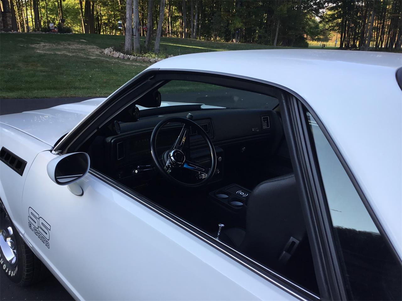 Chevrolet-El-camino-ss-1979-Pearl-White-Black-11