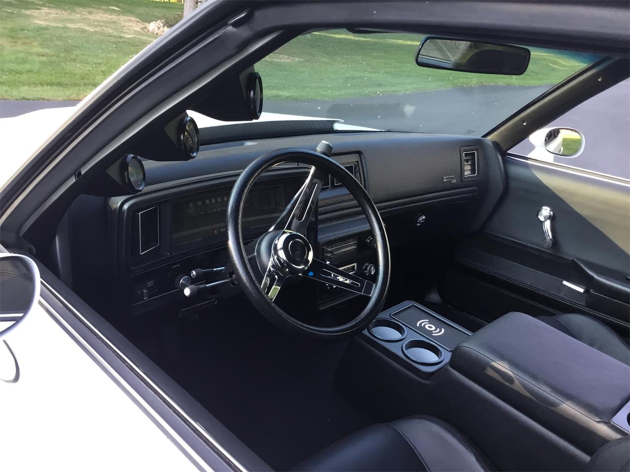Chevrolet-El-camino-ss-1979-Pearl-White-Black-14
