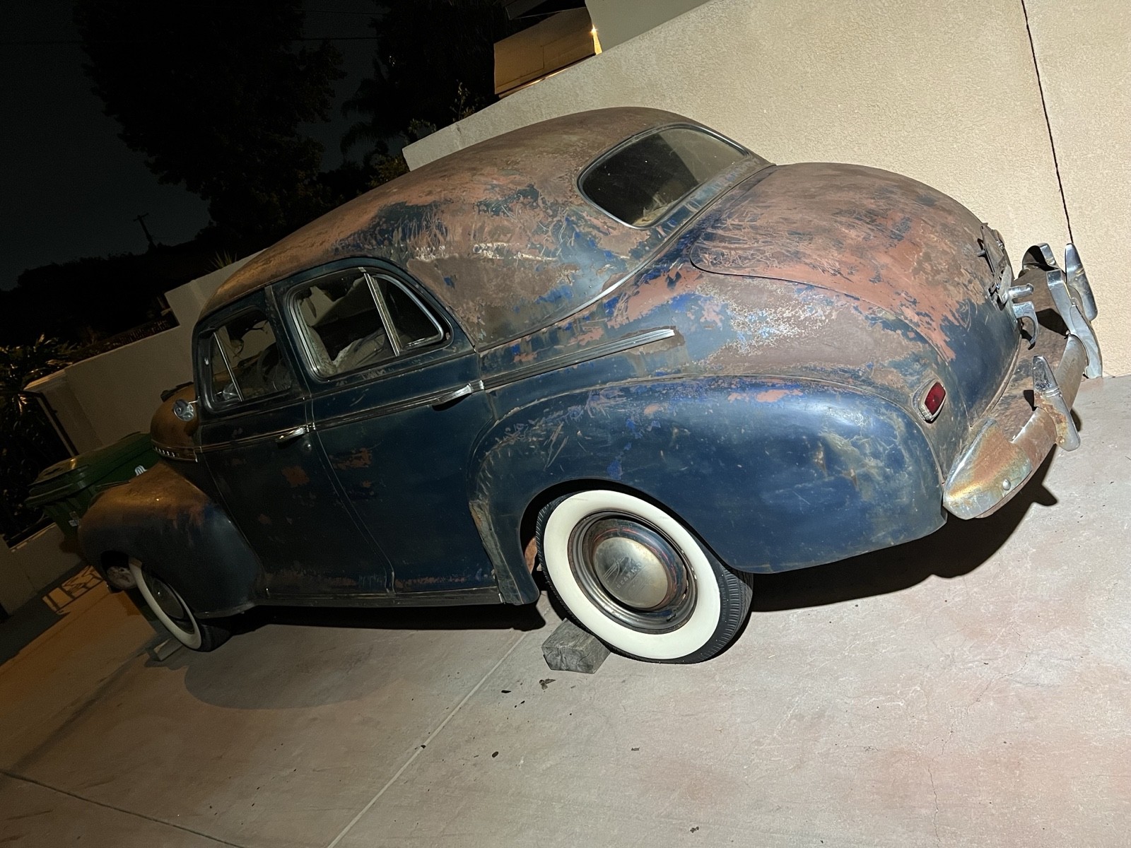 Chevrolet-Fleetline-1941-Sedan-11