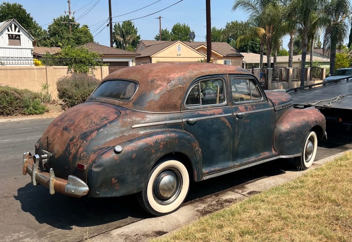 Chevrolet-Fleetline-1941-Sedan-5