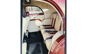 Chevrolet-Fleetline-1947-Burgundy-Tan-amp-Burgundy-2