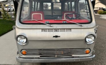 Chevrolet-G10-Van-1966-Standard-Passenger-Van-1