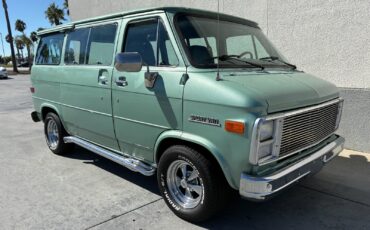 Chevrolet-G10-Van-1987-5