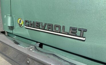 Chevrolet-G10-Van-1987-8