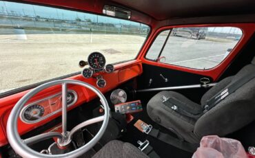Chevrolet-G20-Van-1968-Minivan-26