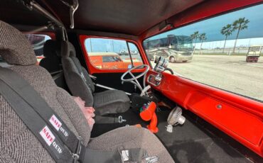 Chevrolet-G20-Van-1968-Minivan-28