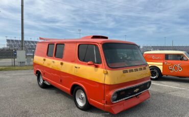 Chevrolet-G20-Van-1968-Minivan-6