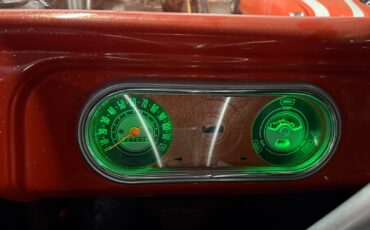 Chevrolet-G20-Van-1968-Minivan-9
