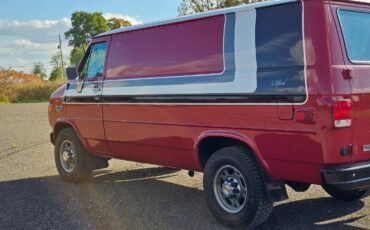 Chevrolet-G30-Van-1990-Coupe-2
