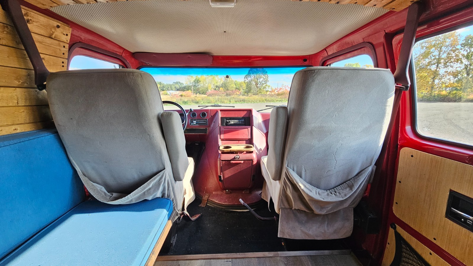 Chevrolet-G30-Van-1990-Coupe-28