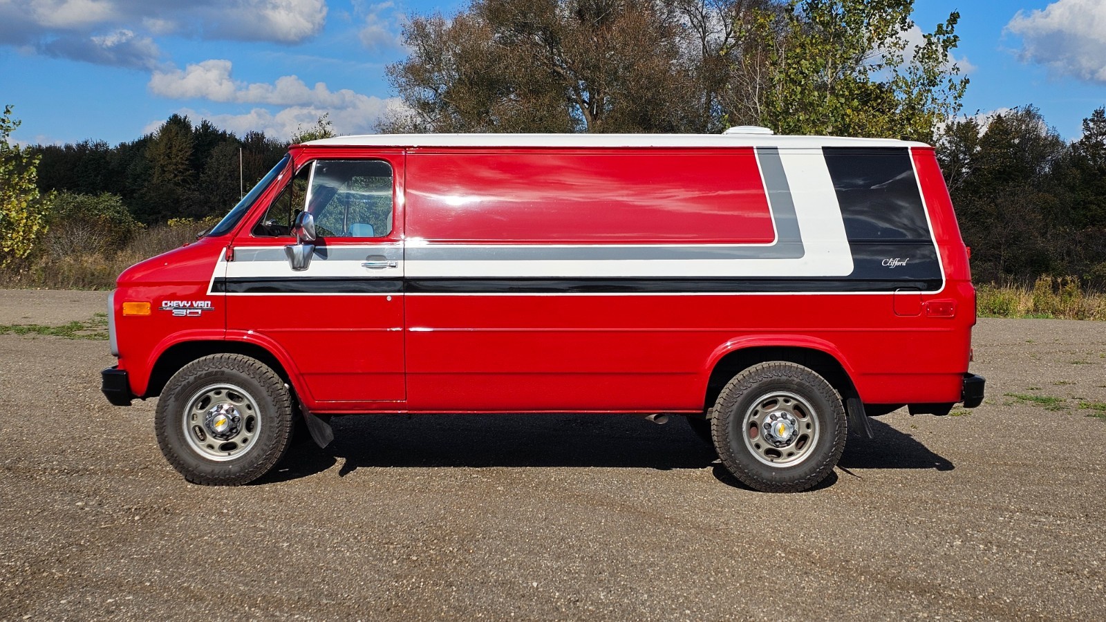 Chevrolet-G30-Van-1990-Coupe-3