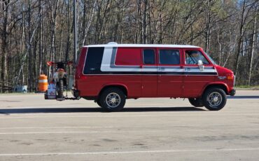 Chevrolet-G30-Van-1990-Coupe-38