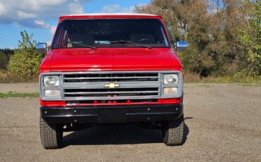 Chevrolet-G30-Van-1990-Coupe-4