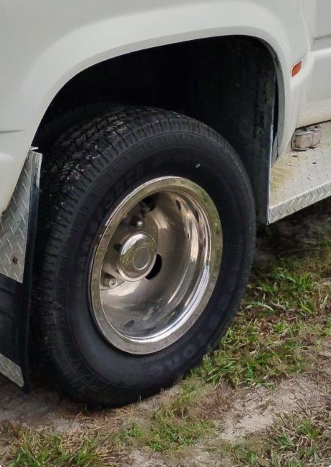 Chevrolet-Gmt-400-1990-1