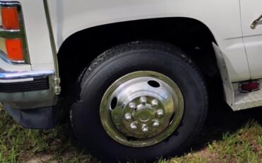 Chevrolet-Gmt-400-1990-10