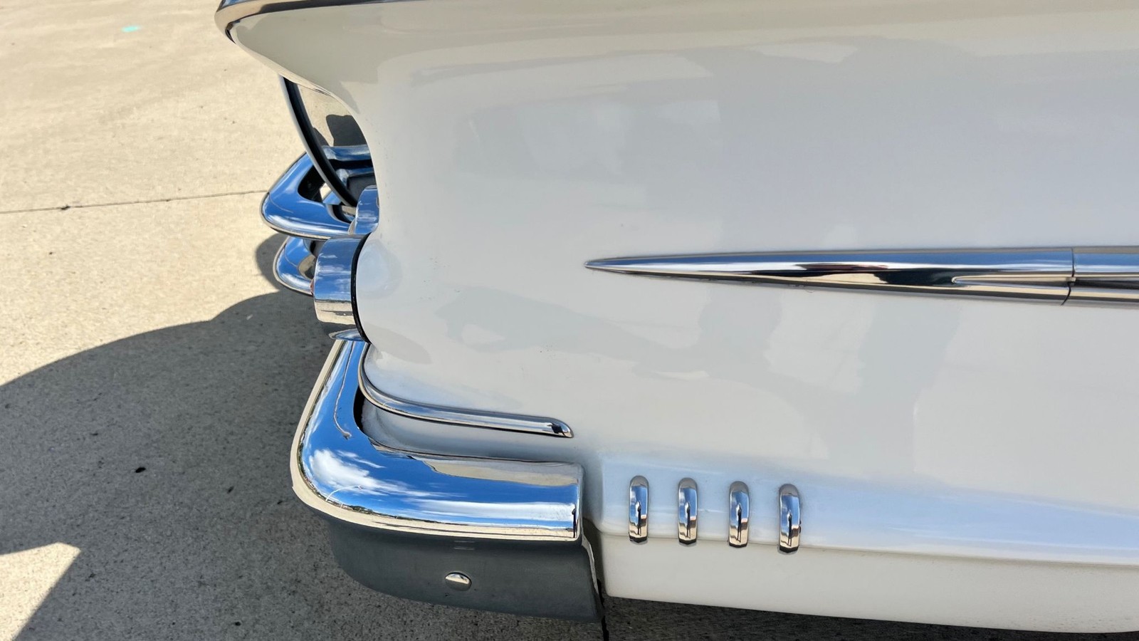 Chevrolet-Impala-1958-348-TRI-Power-17