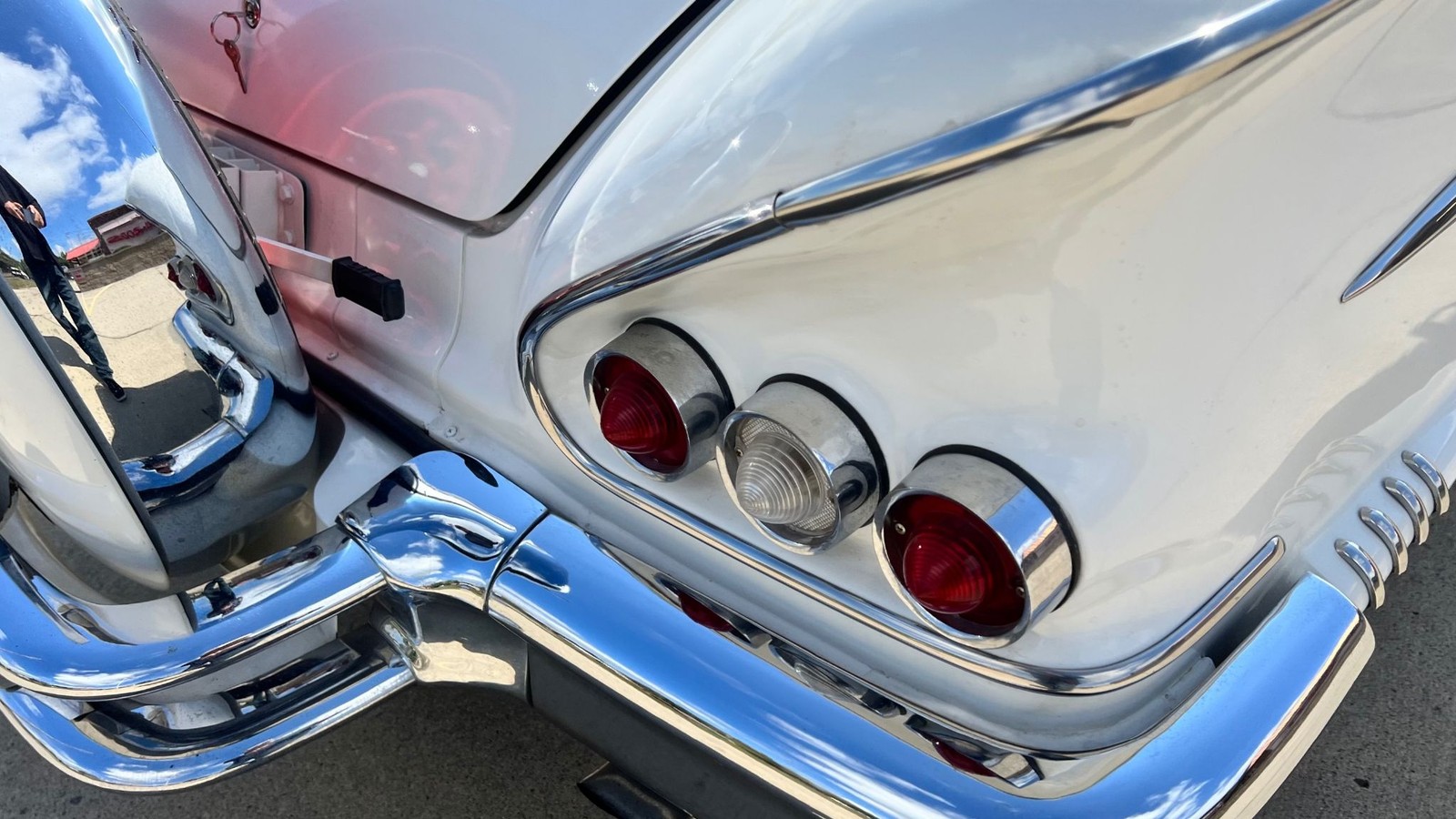 Chevrolet-Impala-1958-348-TRI-Power-18