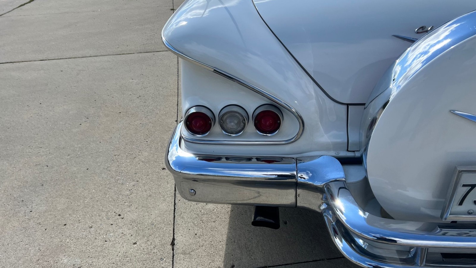 Chevrolet-Impala-1958-348-TRI-Power-23