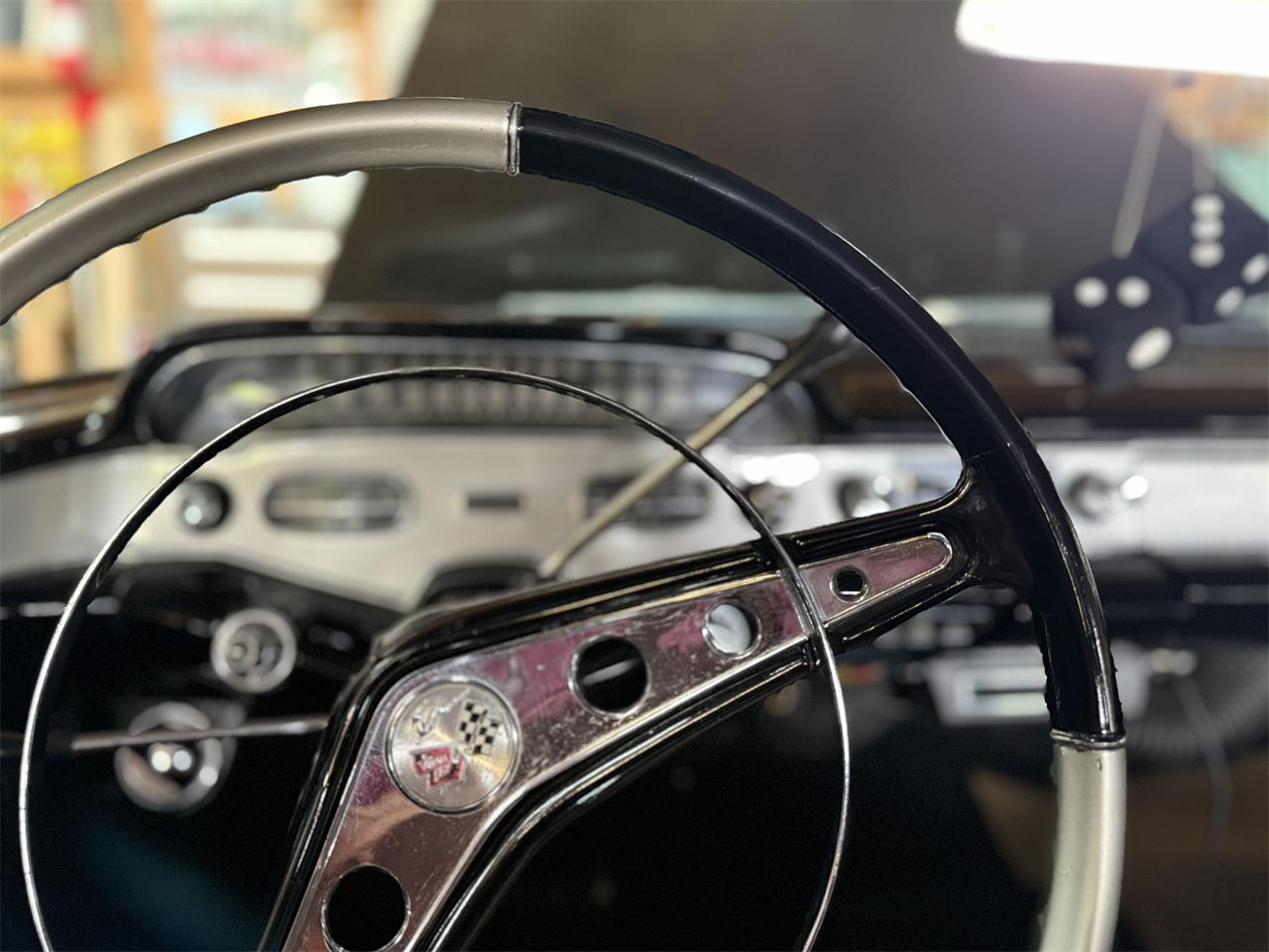 Chevrolet-Impala-1958-Black-Black-6