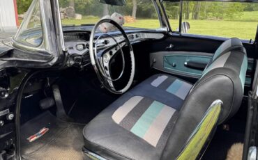 Chevrolet-Impala-1958-Black-Blue-And-Black-2