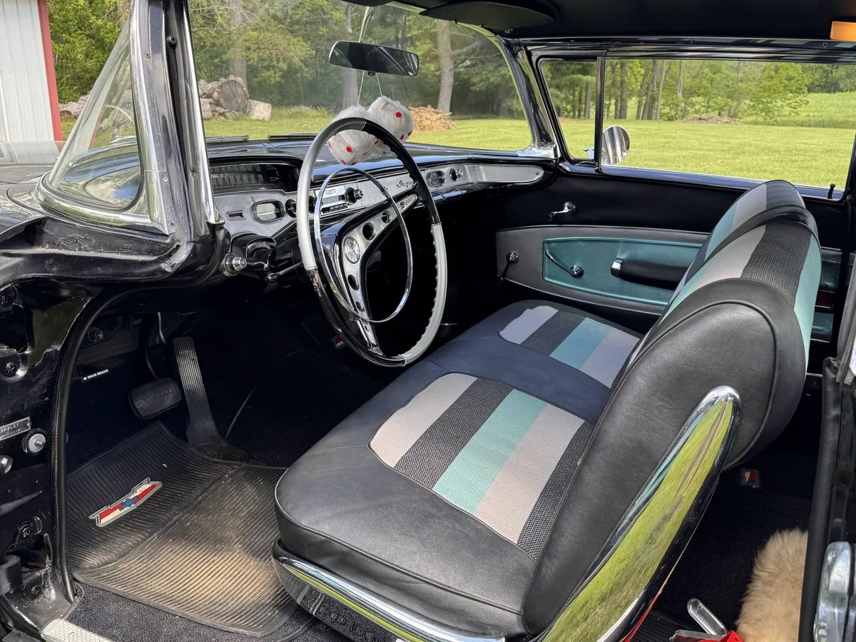 Chevrolet-Impala-1958-Black-Blue-And-Black-2