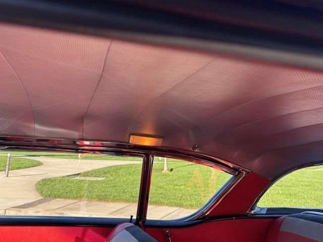 Chevrolet-Impala-1958-Black-Red-15