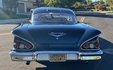 Chevrolet-Impala-1958-Black-Red-17