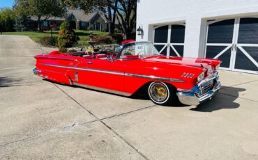 Chevrolet-Impala-1958-Convertible